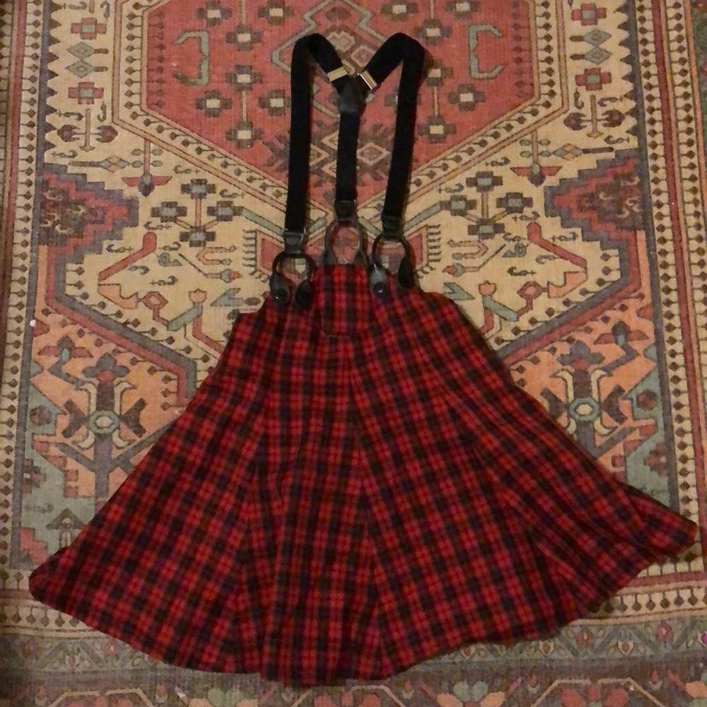 Vintage skirt with suspenders🍄